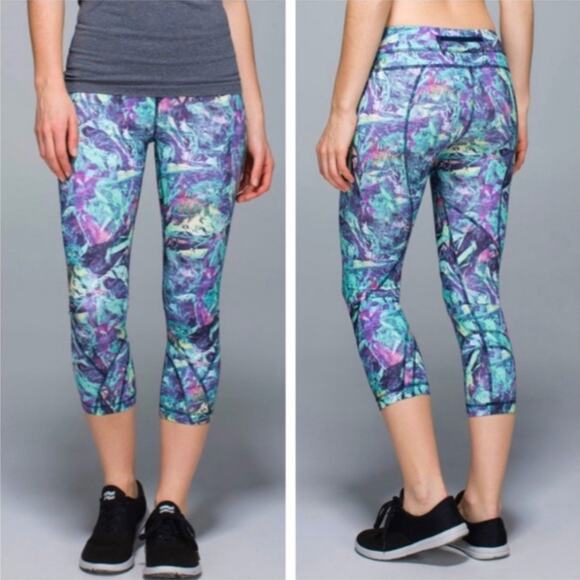 Lululemon Inspire Crop Leggings - Picture 7 of 7